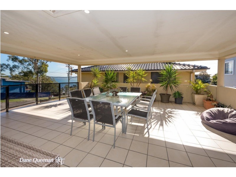 2a Taree Street, Nelson Bay NSW 2315