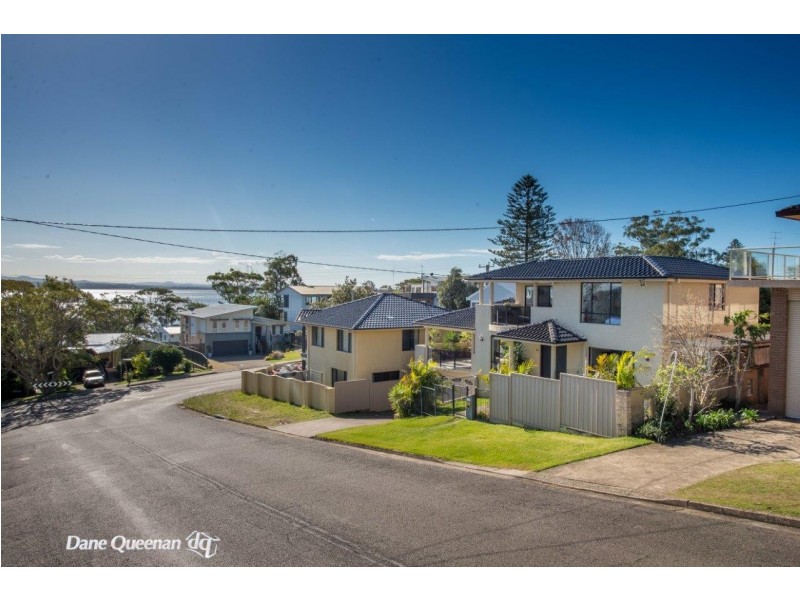 2a Taree Street, Nelson Bay NSW 2315