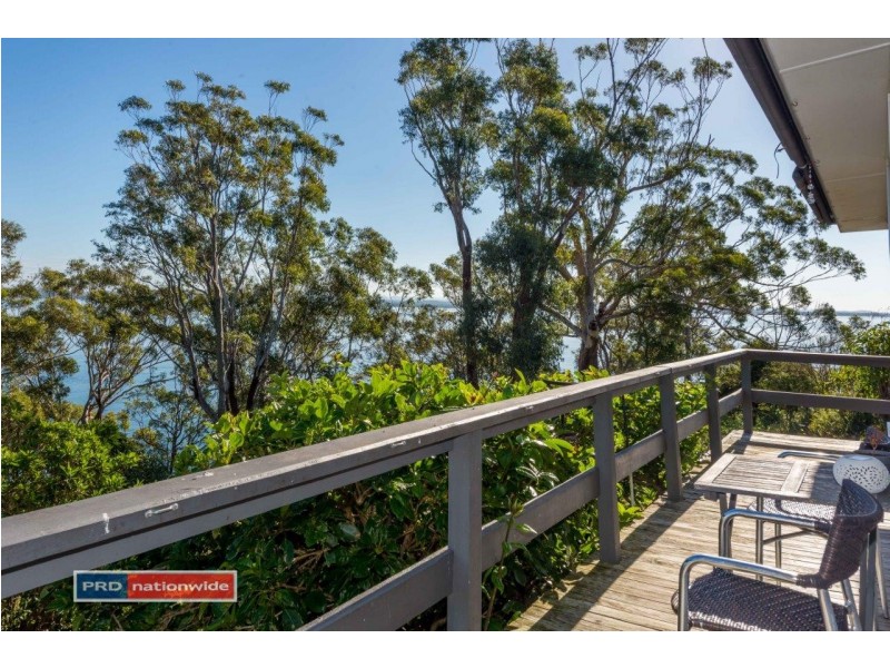 40 Thurlow Avenue, Nelson Bay NSW 2315