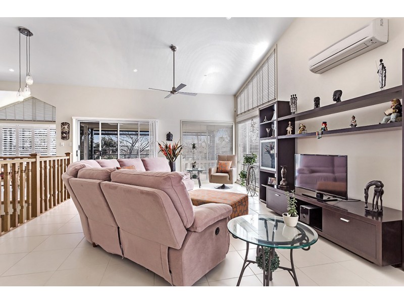 17 Upton Street, Soldiers Point NSW 2317
