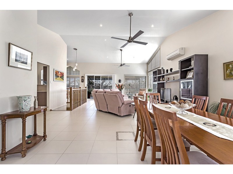 17 Upton Street, Soldiers Point NSW 2317