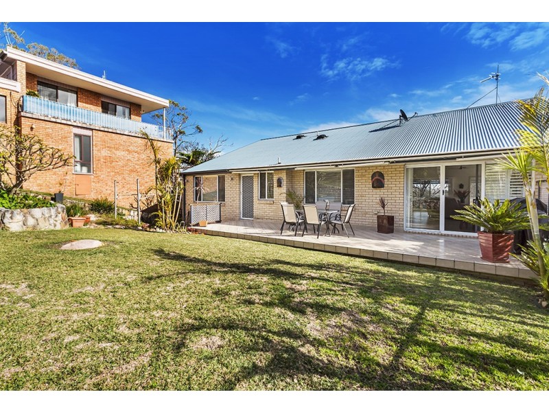 17 Upton Street, Soldiers Point NSW 2317