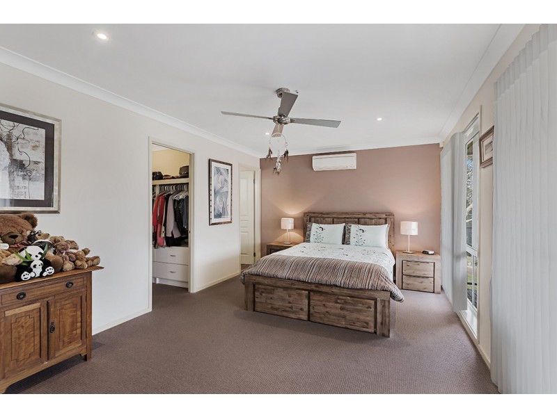 17 Upton Street, Soldiers Point NSW 2317