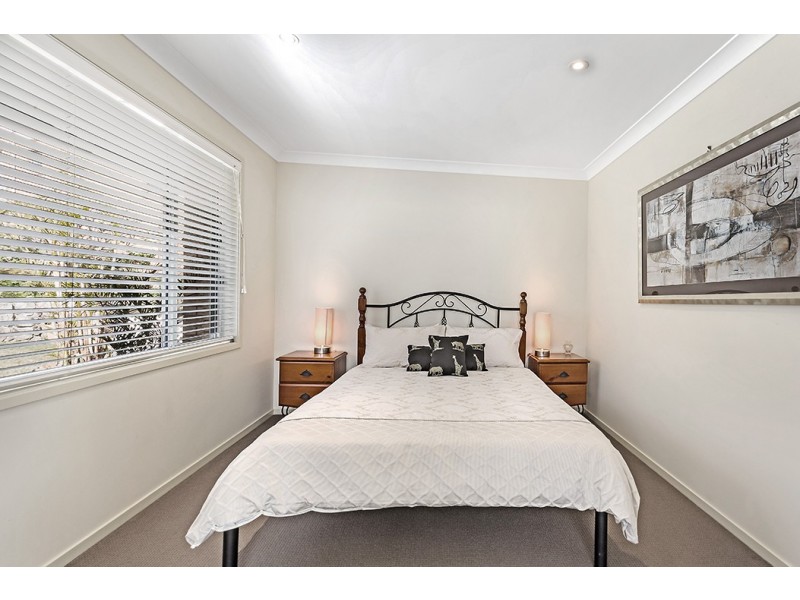 17 Upton Street, Soldiers Point NSW 2317