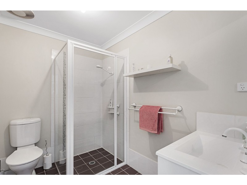 17 Upton Street, Soldiers Point NSW 2317