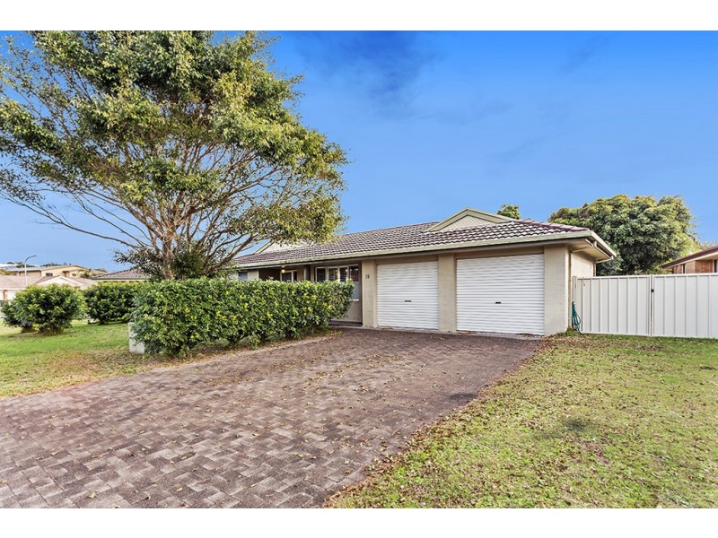 19 Anglers Drive, Anna Bay NSW 2316