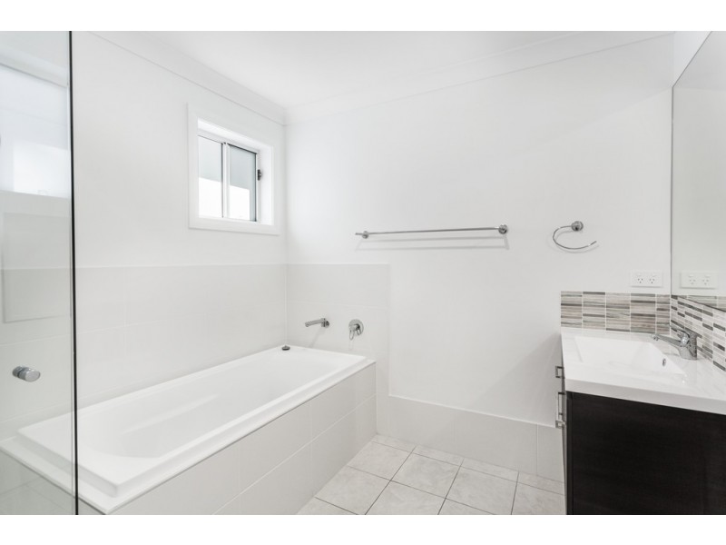 194 Rocky Point Road, Fingal Bay NSW 2315