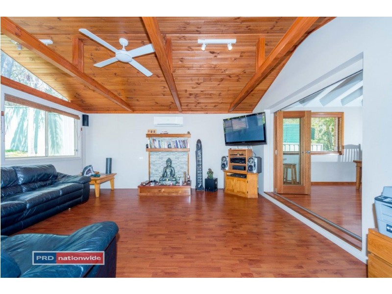 22 Ocean Beach Road, Shoal Bay NSW 2315