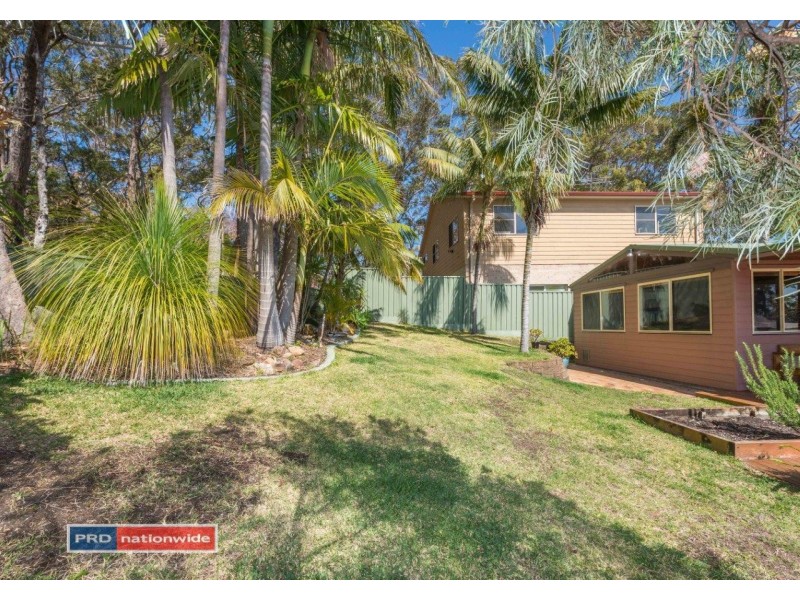 22 Ocean Beach Road, Shoal Bay NSW 2315