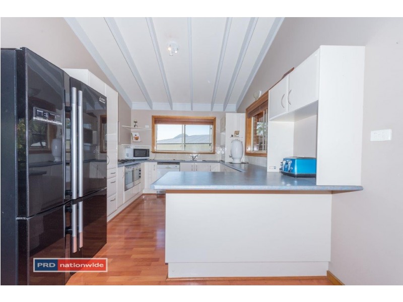 22 Ocean Beach Road, Shoal Bay NSW 2315