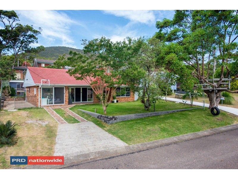 3 Essendene Road, Shoal Bay NSW 2315