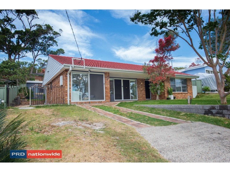 3 Essendene Road, Shoal Bay NSW 2315