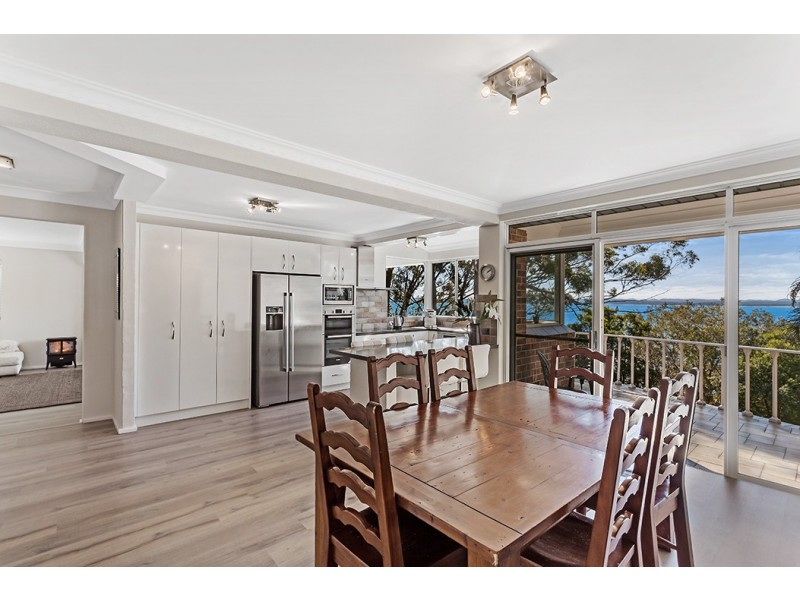 18 Gloucester Street, Nelson Bay NSW 2315