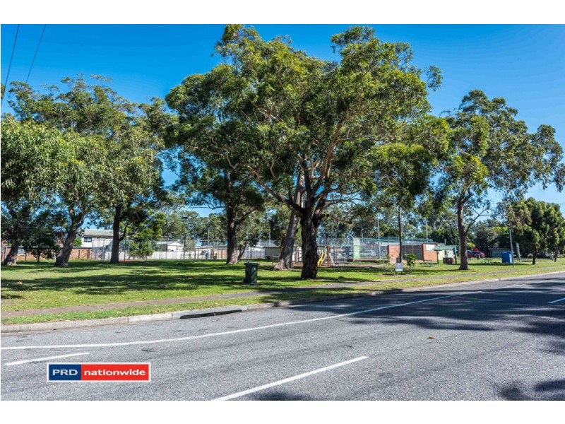 2/13 Soldiers Point Road, Soldiers Point NSW 2317