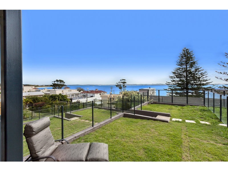 2/51 Ronald Avenue, Shoal Bay NSW 2315