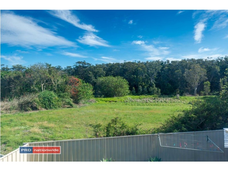 5 Bungwall Close, Anna Bay NSW 2316