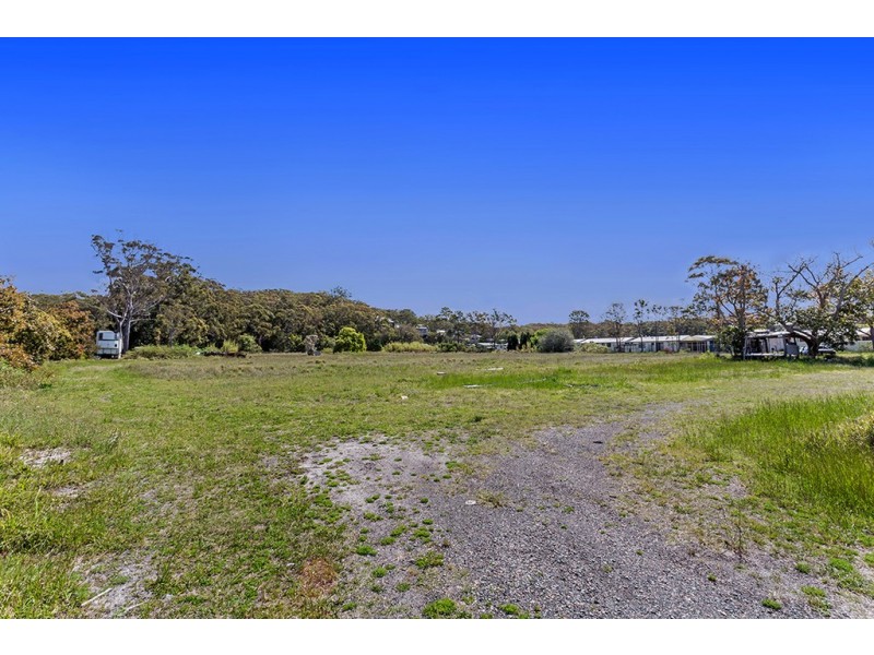 220 Soldiers Point Road, Salamander Bay NSW 2317