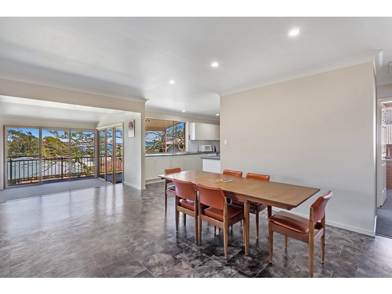 14 Lyndel Close, Soldiers Point NSW 2317
