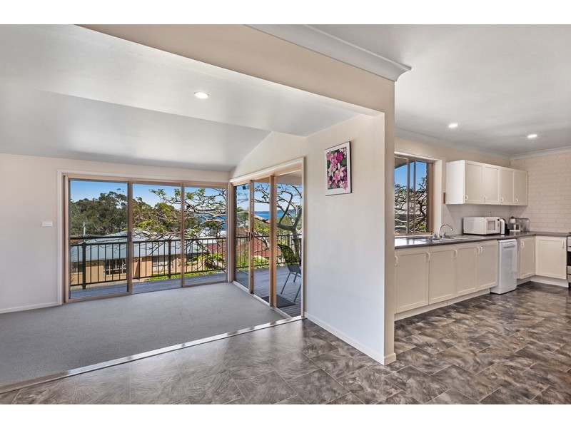 14 Lyndel Close, Soldiers Point NSW 2317