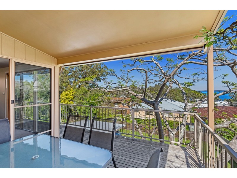 14 Lyndel Close, Soldiers Point NSW 2317