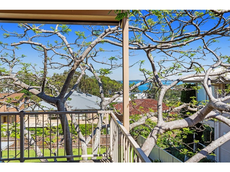 14 Lyndel Close, Soldiers Point NSW 2317