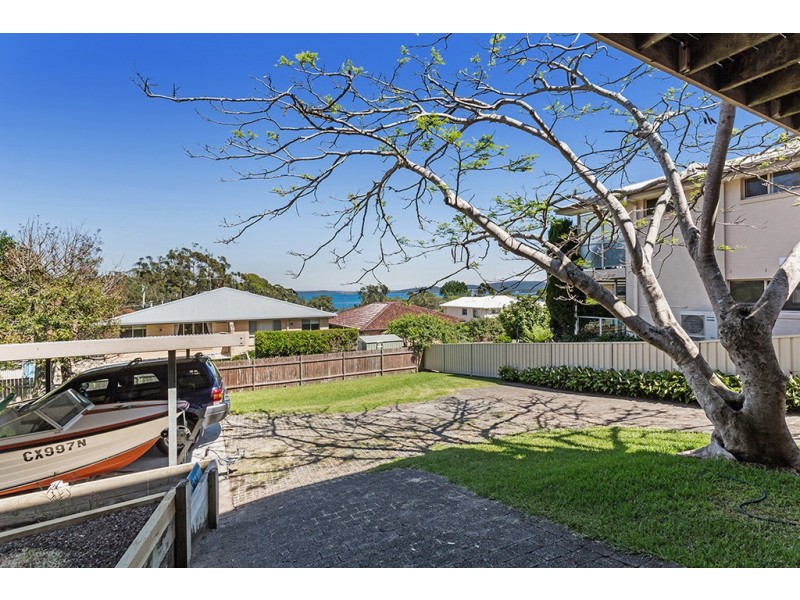 14 Lyndel Close, Soldiers Point NSW 2317
