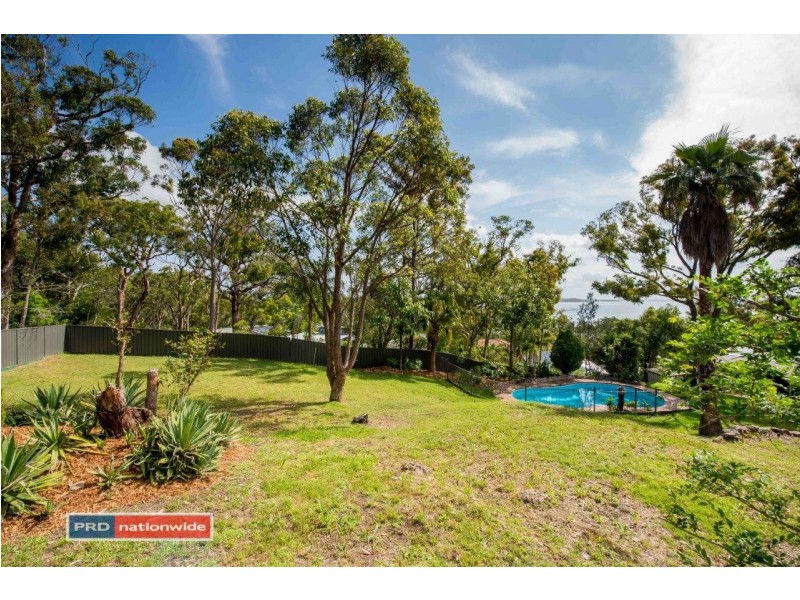 27 Upton Street, Soldiers Point NSW 2317