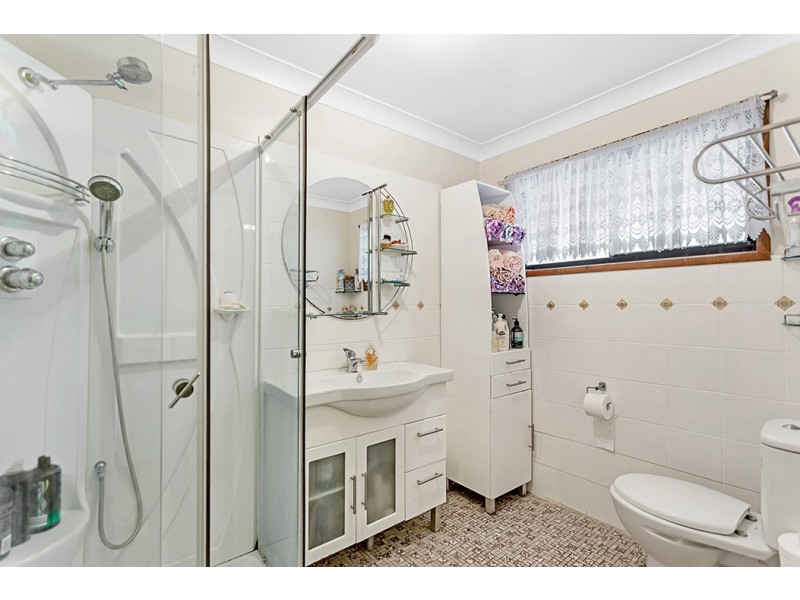 4 Robinson Street, Anna Bay NSW 2316