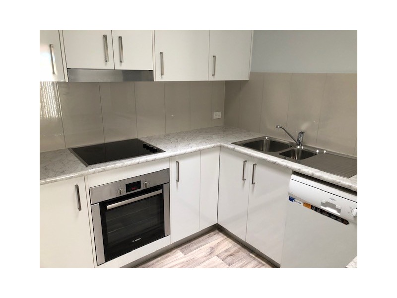 2/12 Redman Place, Soldiers Point NSW 2317