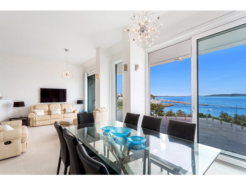 2/51 Victoria Parade, Nelson Bay NSW 2315