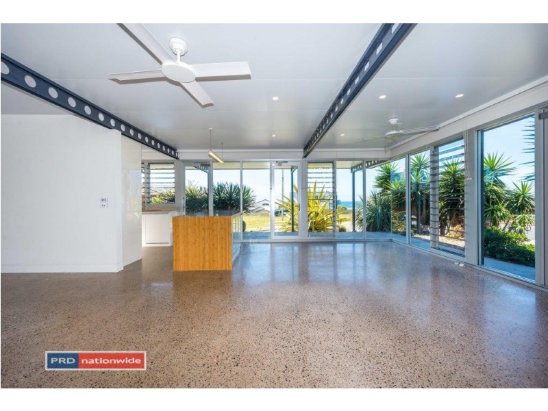 2 Windsong Way, Boat Harbour NSW 2316