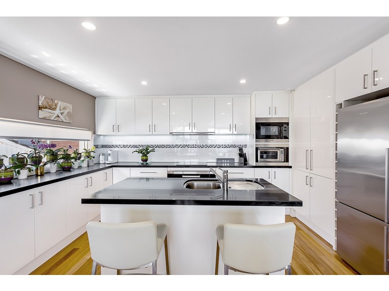 2/72 Magnus Street, Nelson Bay NSW 2315