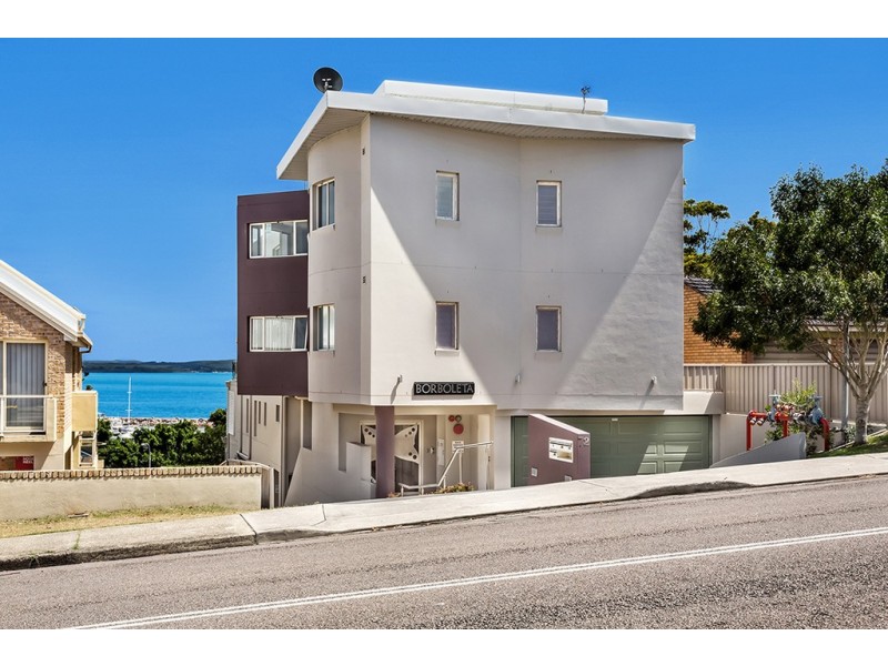 2/72 Magnus Street, Nelson Bay NSW 2315