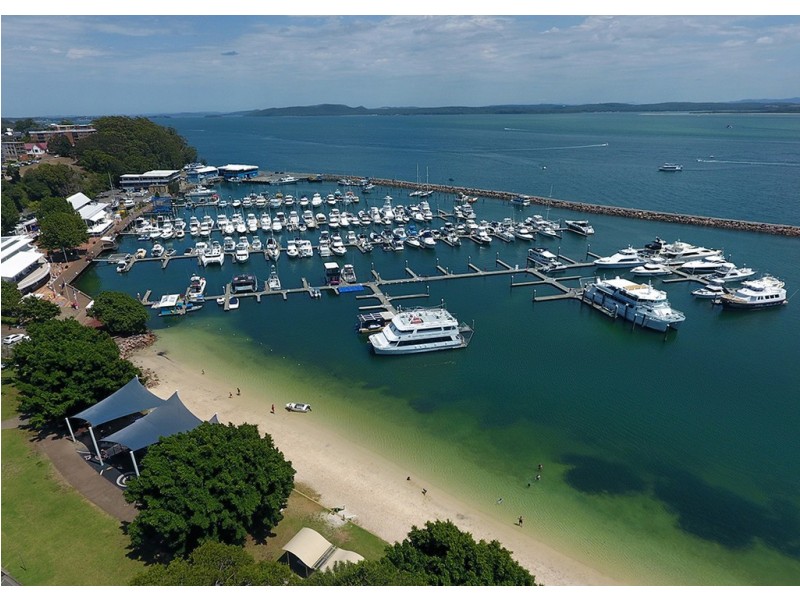 2/72 Magnus Street, Nelson Bay NSW 2315