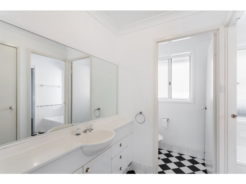 107 Rocky Point Road, Fingal Bay NSW 2315
