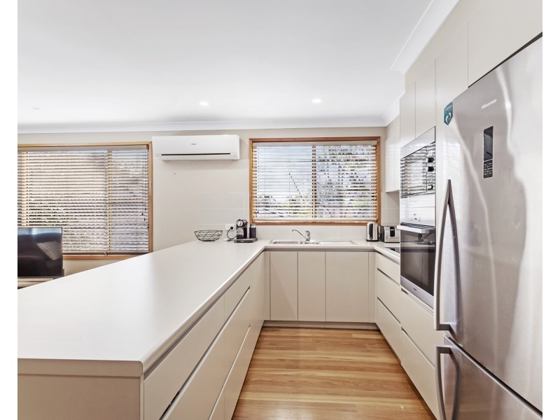 1 Garden Place, Shoal Bay NSW 2315