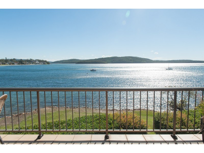 2/107 Soldiers Point Road, Soldiers Point NSW 2317