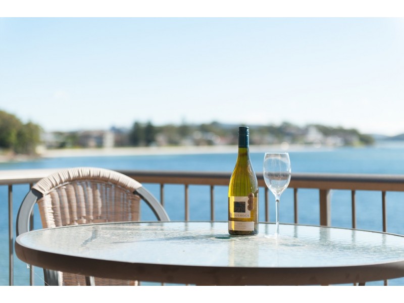 2/107 Soldiers Point Road, Soldiers Point NSW 2317