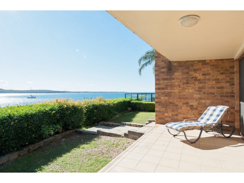 2/107 Soldiers Point Road, Soldiers Point NSW 2317