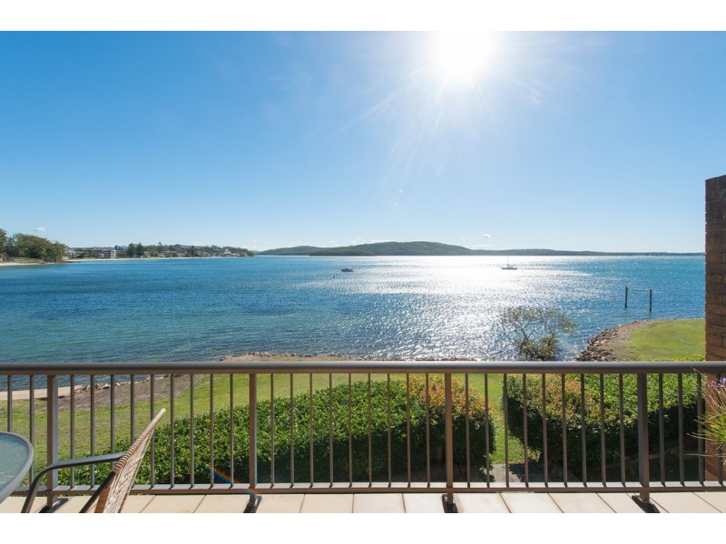 2/107 Soldiers Point Road, Soldiers Point NSW 2317