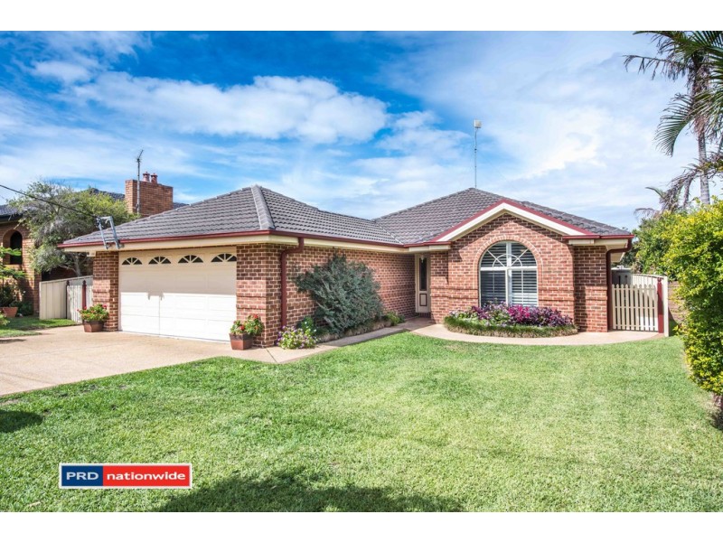 8 Richardson Avenue, Boat Harbour NSW 2316