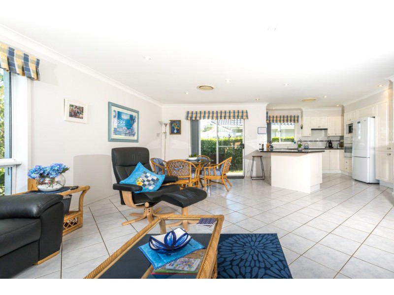 17 Kestrel Avenue, Salamander Bay NSW 2317