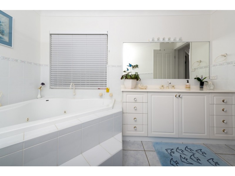 17 Kestrel Avenue, Salamander Bay NSW 2317