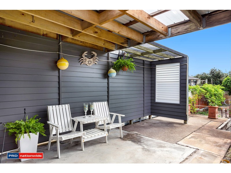 16 Robinson Street, Anna Bay NSW 2316