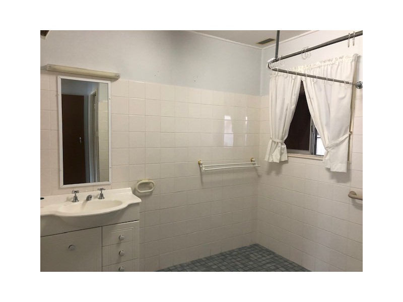 127 Tomaree Road, Shoal Bay NSW 2315