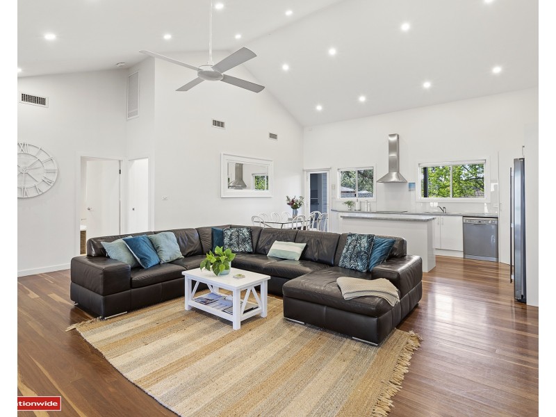 33 Ocean Beach Road, Shoal Bay NSW 2315