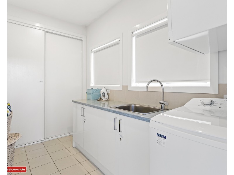 33 Ocean Beach Road, Shoal Bay NSW 2315