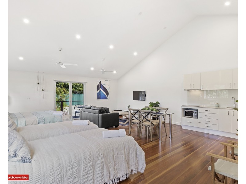 33 Ocean Beach Road, Shoal Bay NSW 2315