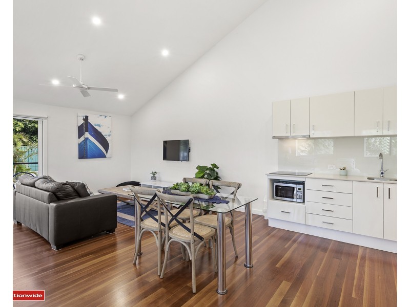 33 Ocean Beach Road, Shoal Bay NSW 2315