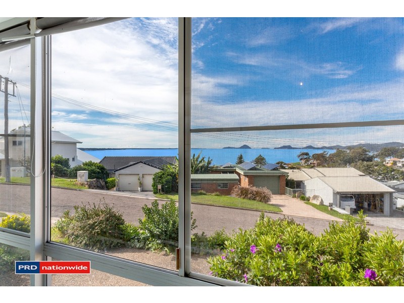 40 Vista Avenue, Soldiers Point NSW 2317